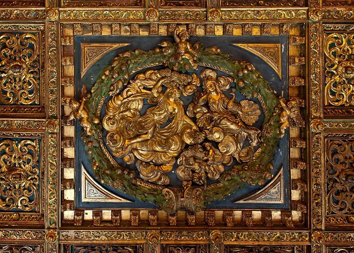 Palazzetto Pisani Grand Canal