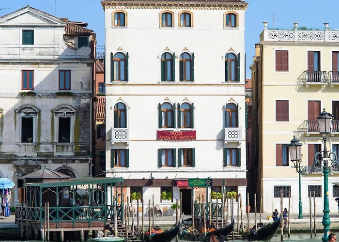 Antiche FigureAlbergo